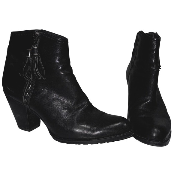 Stuart Weitzman Black Leather Tassel Side Zip Ankle Booties Block Heel Size 7 - Picture 2 of 12